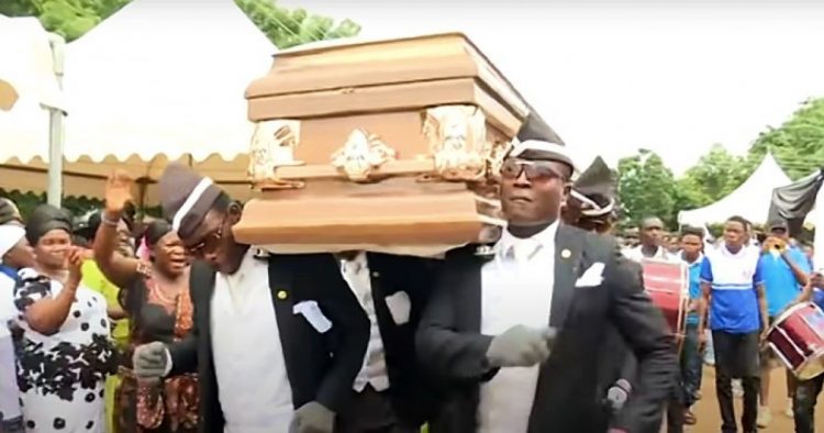 tradisi pemakaman unik