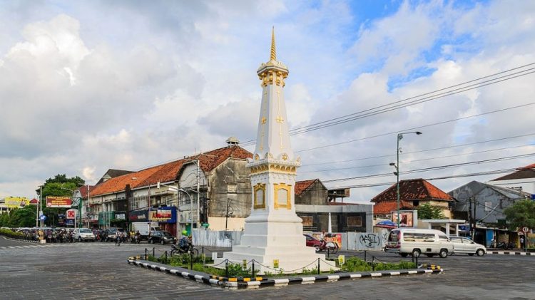tugu yogyakarta